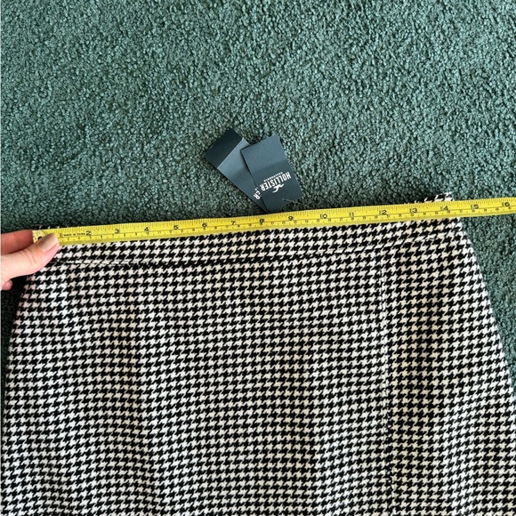 Hollister Skirt Ultra High Rise Wool Blend Mini Skirt Size M Black & White - Picture 10 of 10